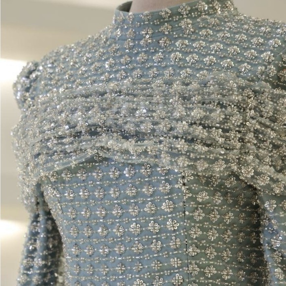 Modazehrada Elegant Silver and baby blue Evening Gown modest dress - Picture 5 of 7